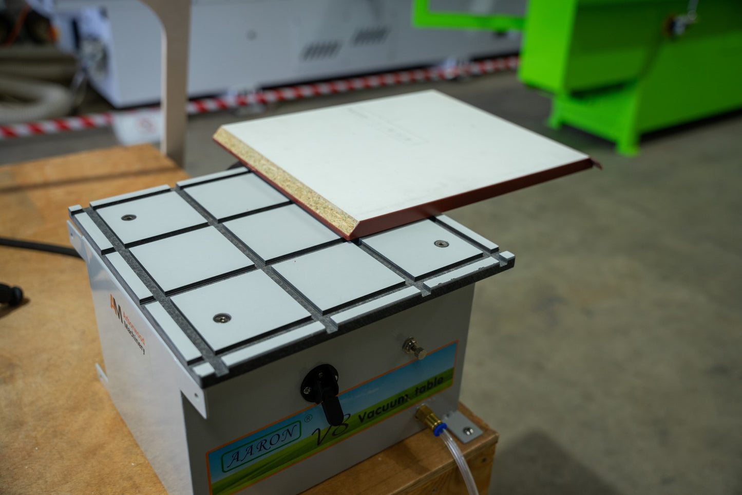 Aaron V8 Vacuum Table - Pneumatic Workpiece Holding