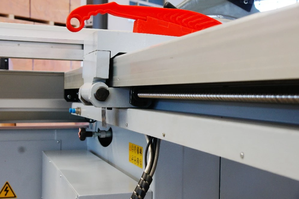 Demo Aaron MJ-32TE - 3.2m Digital Precision Panel Saw Special Sale