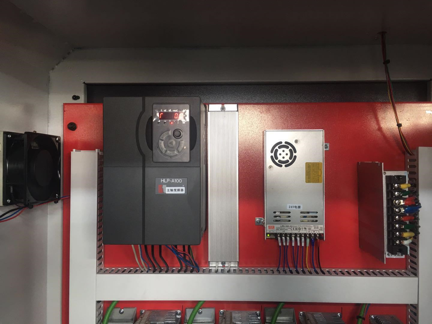 Aaron CORE 2800 x 1200 Loading & Unloading CNC Nesting Machine